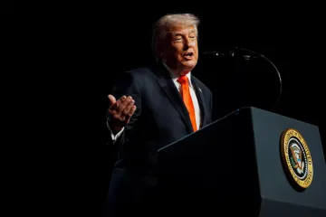 AFP: Trump se snaží obejít Kongres a tvrdí, že nepřátelské akce v Íránu skončily