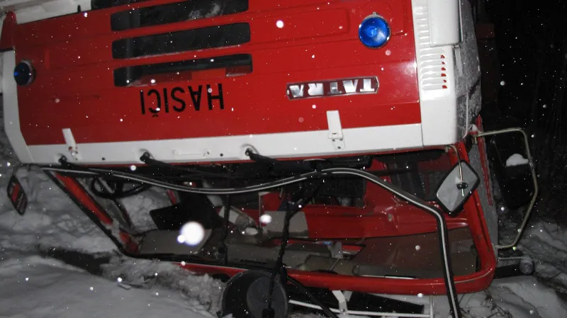 Nikomu z hasičů se naštěstí nic nestalo