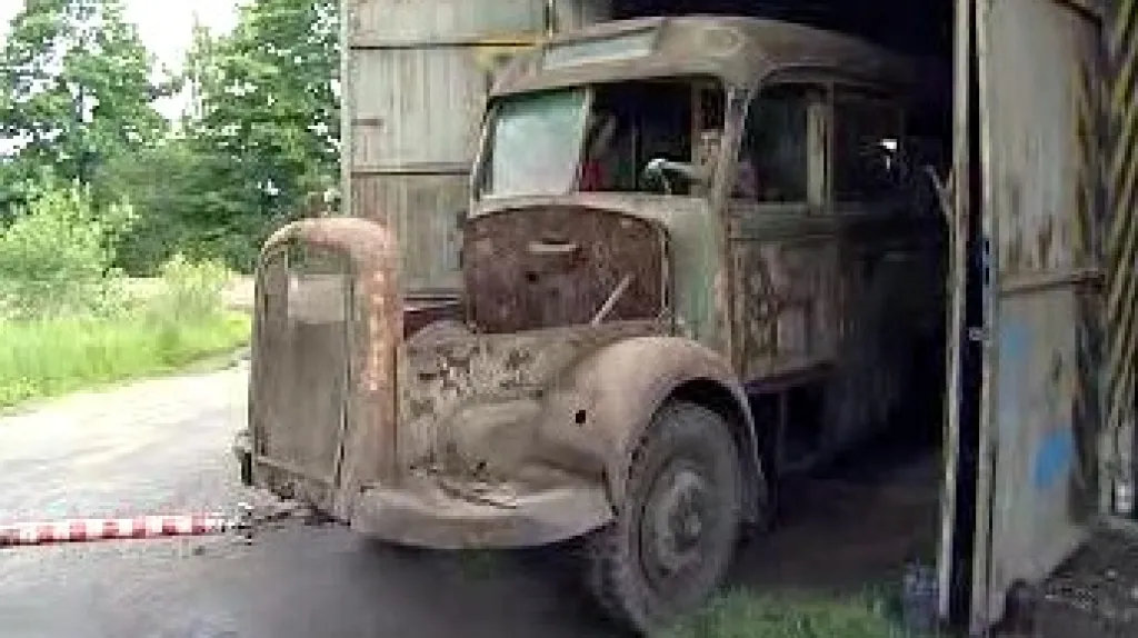 Historický autobus