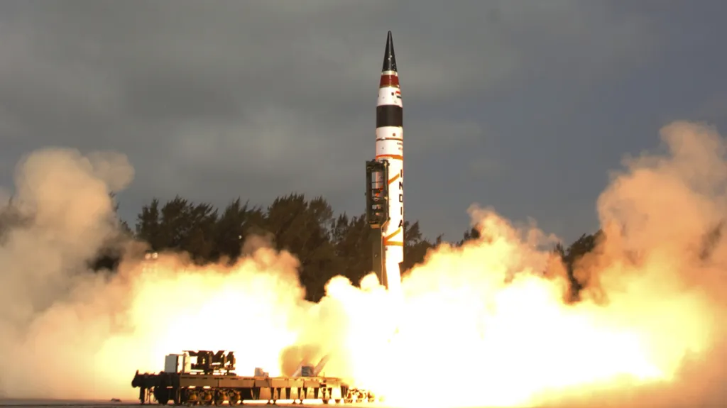 Start rakety Agni-V