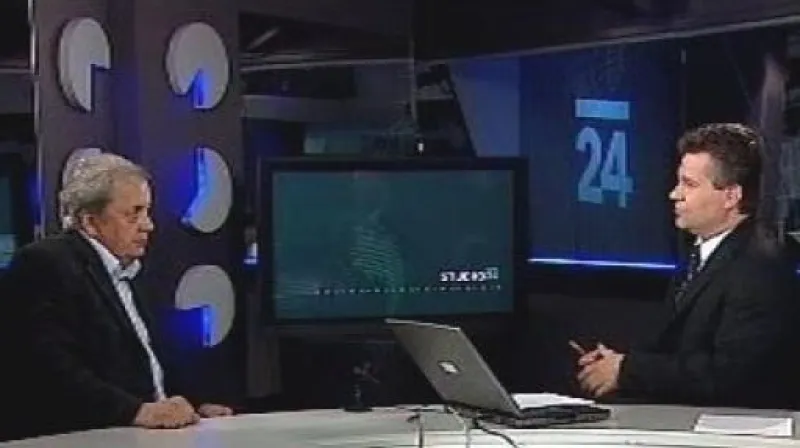 Rozhovor s Lubošem Petruželkou ve Studiu ČT24