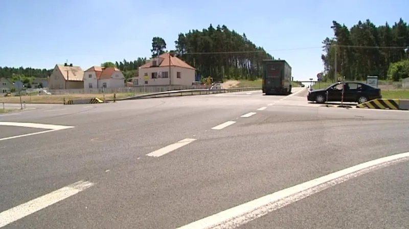 Nově otevřený obchvat Třemošné