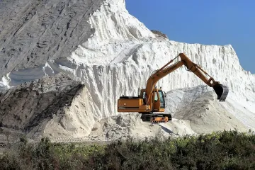 Za hlášeným silným zemětřesením u Rokycan byla těžba v lomu