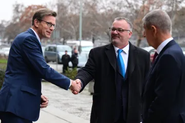 Babiš uvedl ministry do úřadů