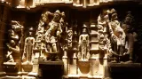 Sochy v džinistickém chrámu v Jaisalmeru