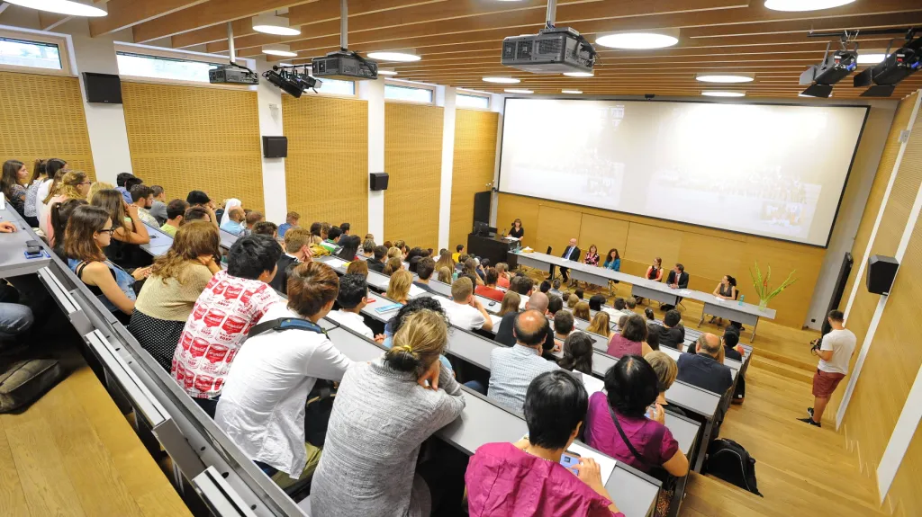 Posluchárna brněnské Masarykovy univerzity