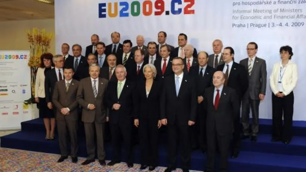 Ministři financí EU