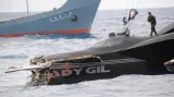 Zničený člun Ady Gil