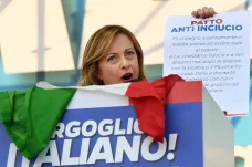 V čele italské vlády by poprvé mohla být žena. Odpůrci se obávají fašistické stopy v její minulosti
