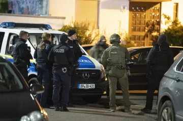 Útočníka z Hanau trénovali lidé se zkušeností z jednotek speciálního nasazení, píše německý list