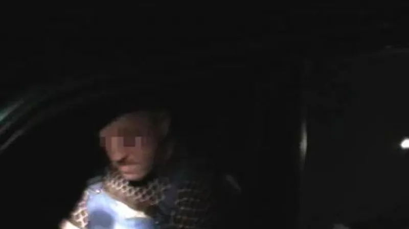 Policie přistihla za volantem opilého muže (záběry PČR)