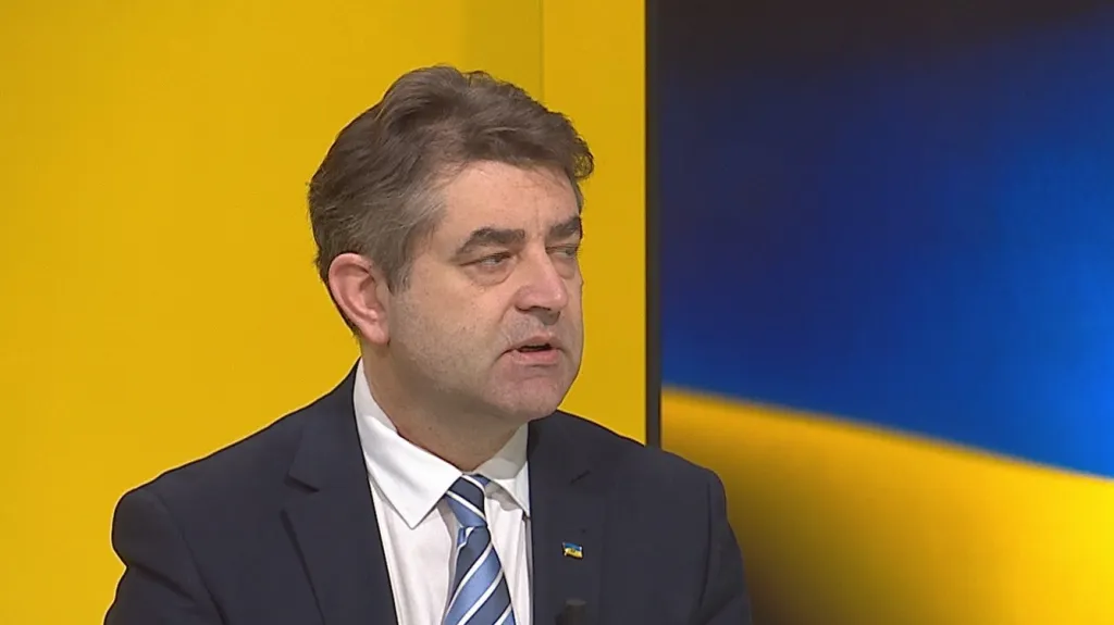 Ukrajinský velvyslanec v Praze Jevhen Perebyjnis