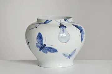 Jiří Straka provozuje s porcelánem adrenalinový sport