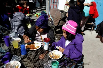 Migrační karavana se rozpustila. Z Tijuany odešly tisíce lidí směřujících za americkým snem