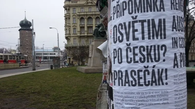 Připomínka Osvětimi po česku? Prasečák!