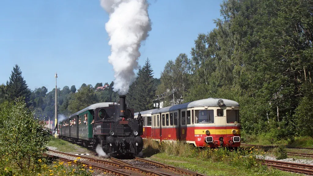 Parní lokomotiva v Kořenově