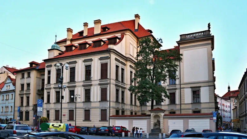 Clam-Gallasův palác na Mariánském náměstí