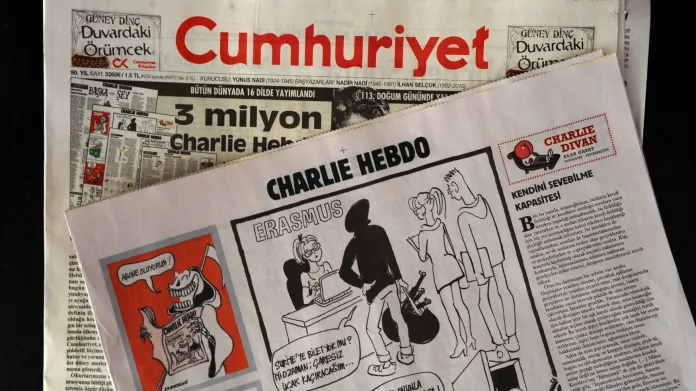 Poslední číslo Charlie Hebdo otiskly ve zkrácené verzi i turecké noviny