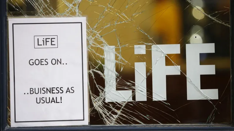 Následky rabování v Londýně