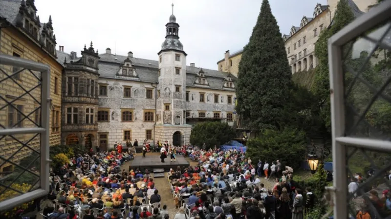 Valdštejnské slavnosti