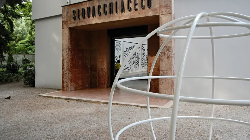 Expozice 2x100 mil. m2 v česko-slovenském pavilonu na bienále v Benátkách (2014)