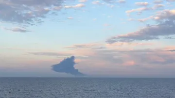 Kouř po výbuchu tankeru v Černém moři