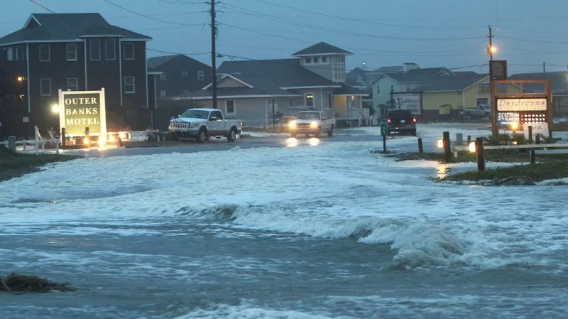 Hurikán Sandy se blíží k pobřeží USA