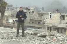 Štáb ČT natáčel v syrském Maarat an-Numánu. Z domova tisíců lidí se stala pláň plná trosek
