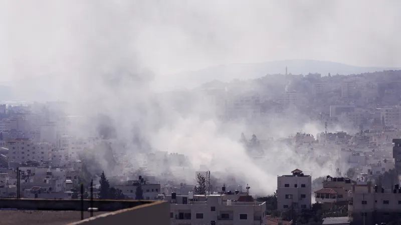 Dozvuky izraelského útoku ve městě Džanín