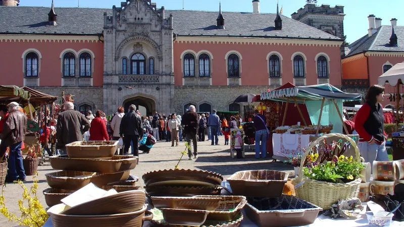 Velikonoční trhy na Sychrově