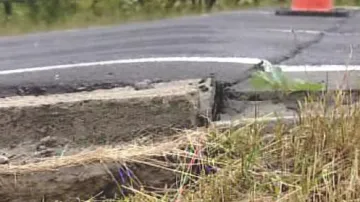 Poškozený úsek dálnice D5 na Tachovsku