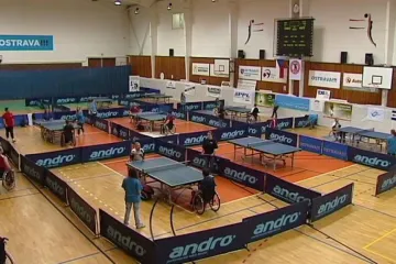 Handicapovaní stolní tenisté bojovali v Ostravě o tituly