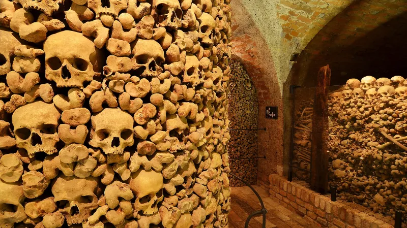 Kostnice pod Kostelem svatého Jakuba