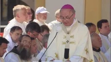 Olomoucký arcibiskup Jan Graubner během cyrilometodějské mše na Velehradě