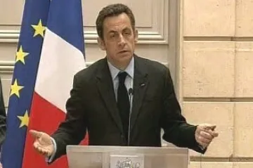 Evropští lídři dnes hledají cestu z finanční krize