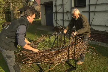 Kněžmost se těší na čápy, hnízdo mají připravené