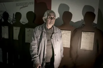 Za ostnatými dráty. Na „Jáchymovské peklo“ se nezapomíná ani po 50 letech