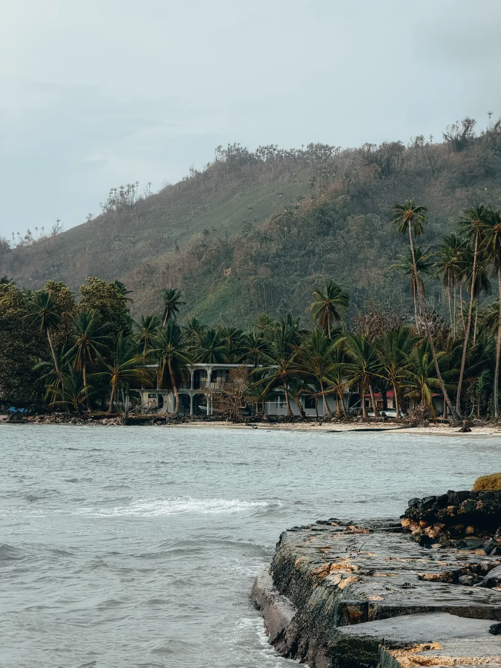 Supertajfun Sinlaku zasáhl souostroví Severní Mariany v západním Pacifiku.