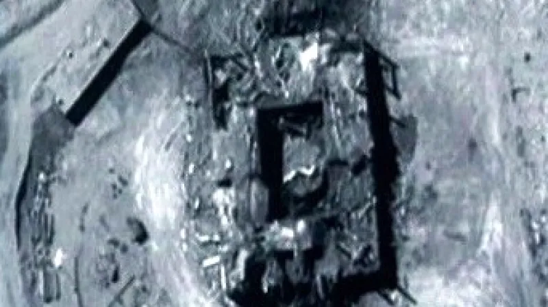 Vybombardované syrské jaderné zařízení