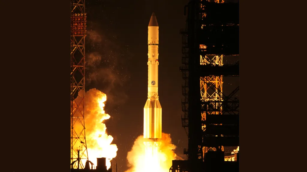 Start rakety Proton-M