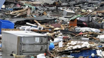 Následky vlny tsunami ve městě Kesennuma