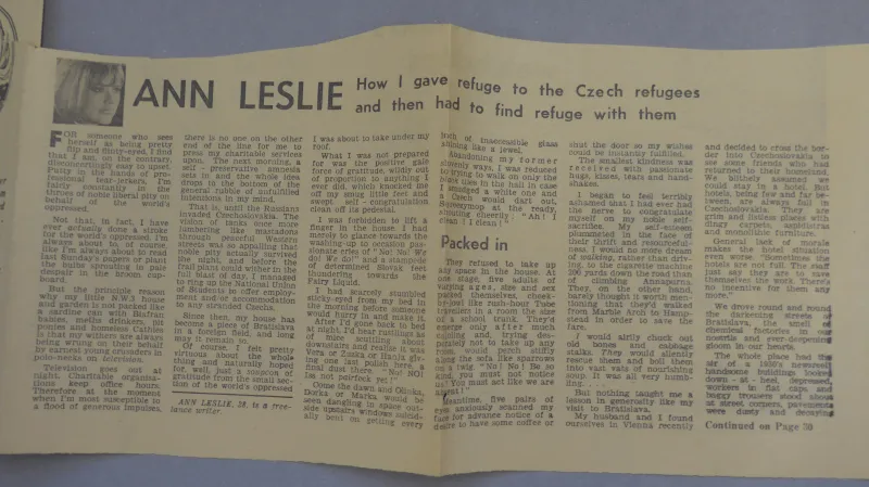 Článek novinářky Ann Leslieové