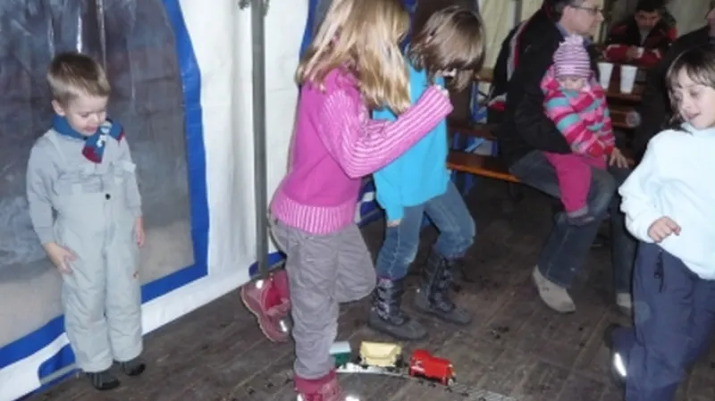 Hrátky s Kulíškem ve vánočním stanu