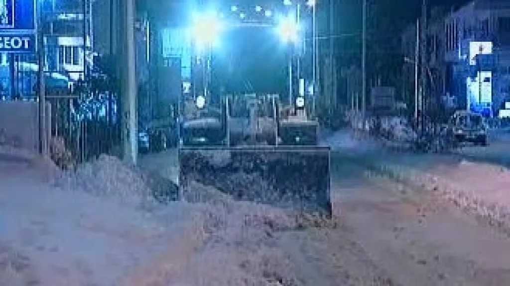 Odklízení sněhu z ulic