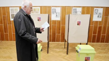 Václav Klaus u voleb