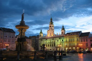 O místo v Senátu se v českobudějovickém obvodu utká šest kandidátů