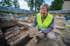 Archeologové našli v brněnské Vlněně pec na chleba zničenou v 15. století požárem