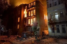 Rusové podnikli masivní útok na Oděsu, zasáhli i Charkov a Sumy