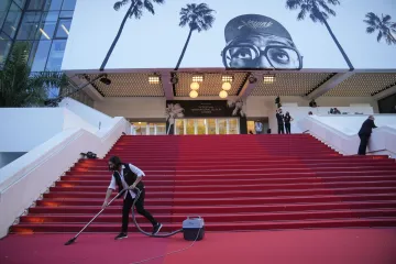 Na Rusy tlačí kulturní sankce. Zapomenout můžou na premiéry Hollywoodu, plány Netflixu i pozvánku do Cannes