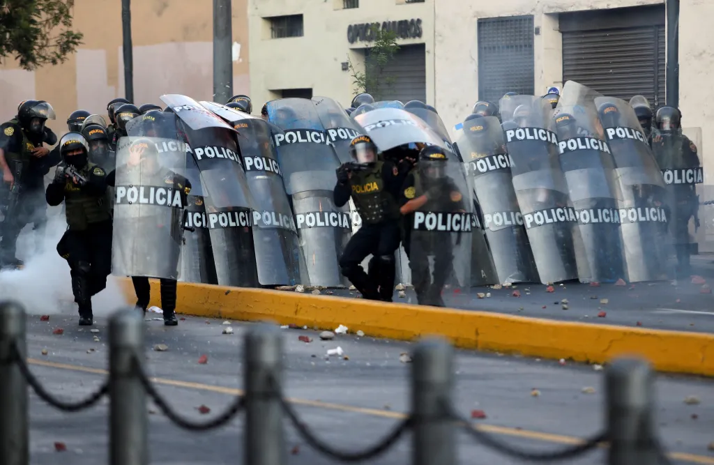 V Peru pokračují protivládní protesty